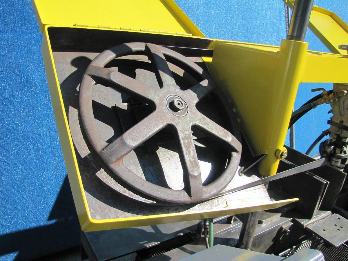 Used W. F. Wells and Sons Horizontal Band Saw Bandsaw with Coolant Pump & New Blade