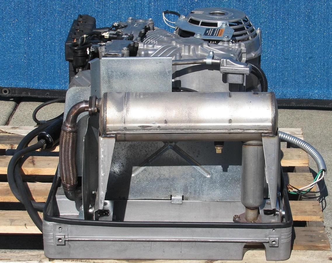 Used Cummins Onan Commercial QG EFI 7000 Watt Gasoline RV Generator 120V Output