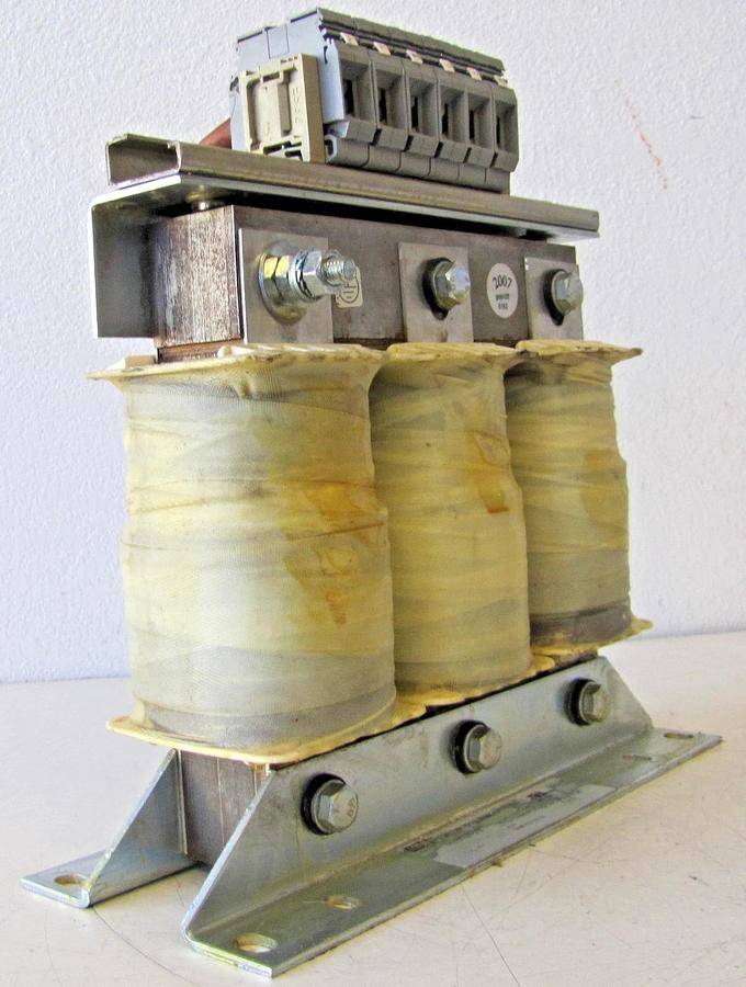 Used KEB 20.DR.B18-3341 Electrical Transformer DDUR3940 90A 500V 50Hz Class F