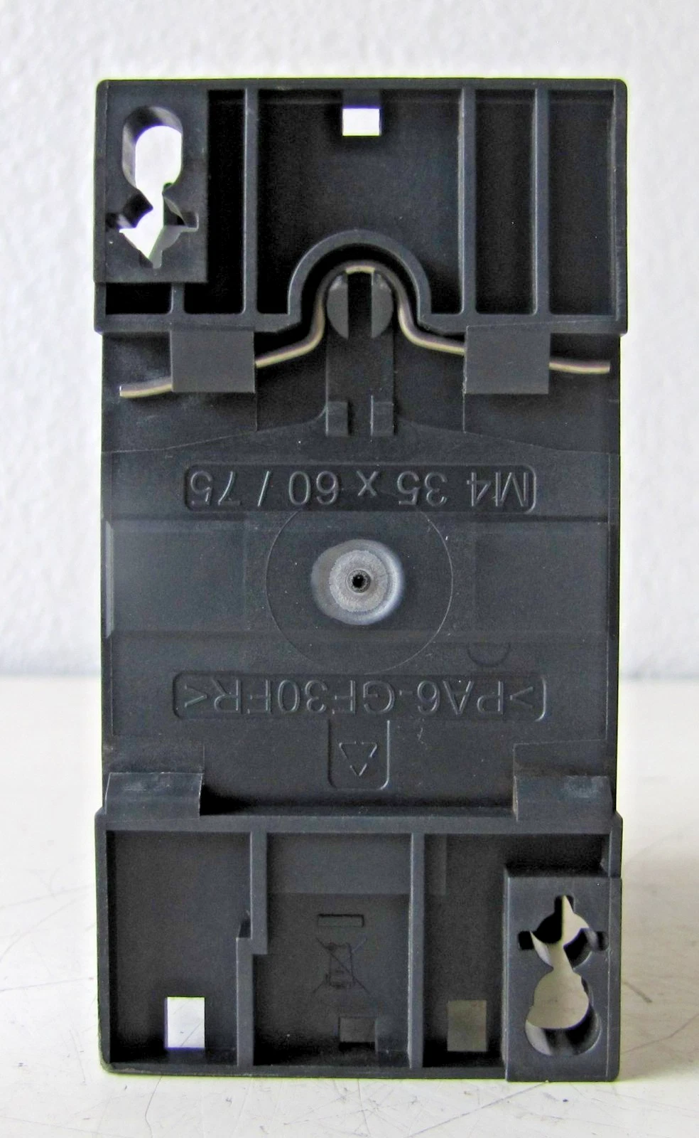 Used Siemens 3RT2025-1AC20 Contactor 35A 24V Coil 3 Pole 5HP 230V 10HP 460V 3 Phase