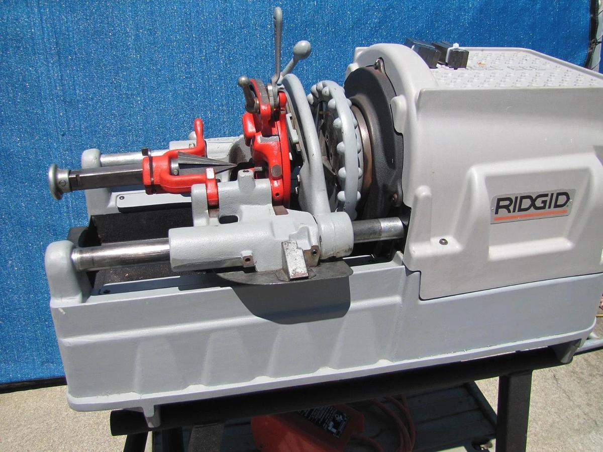 Used Ridgid 535 Series Pipe Threader Threading Machine With 811A Die Head 1/2" to 2"
