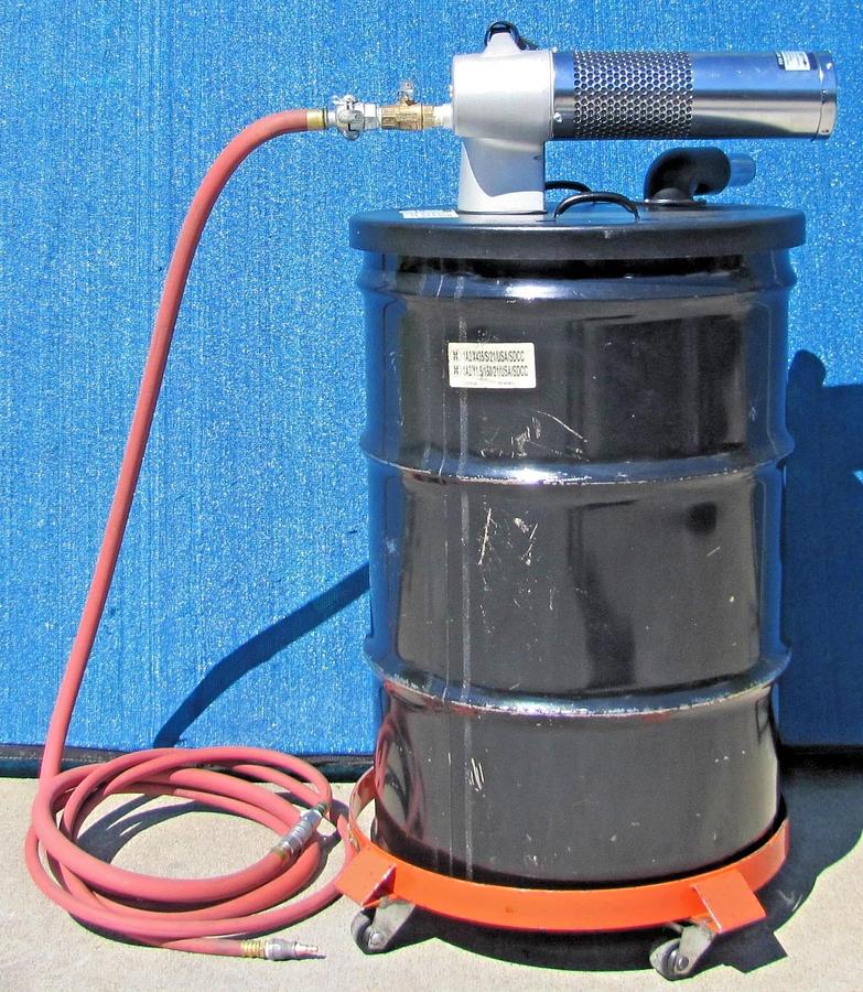 Used Guard Air Portable Air Powered Vacuum Cleaner 55 Gallon Drum w/ Air Hose