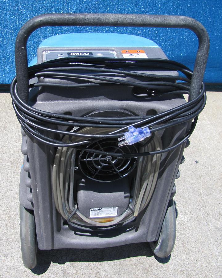 Used Drieaz Drizair 1200 Professional Dehumidifier 64 Pints /day Capacity 3298 Hours