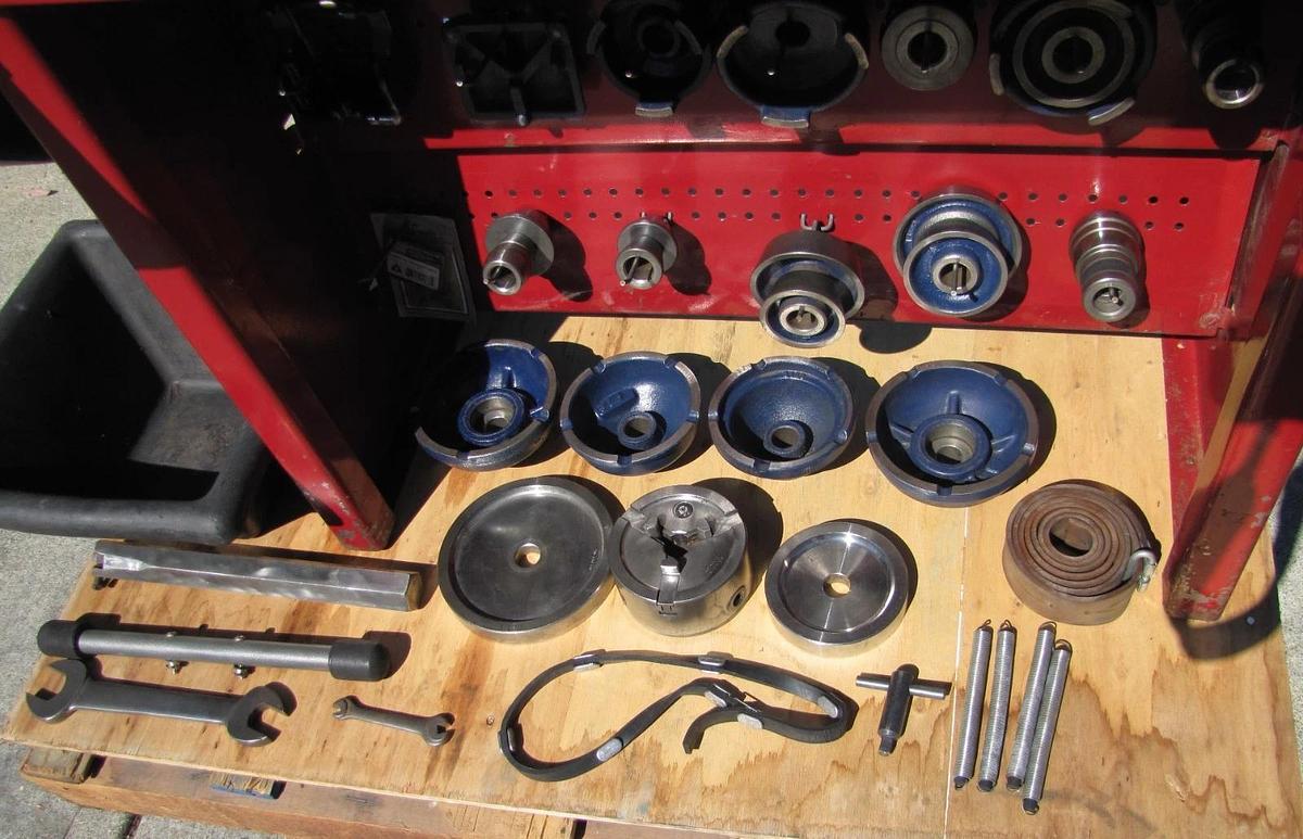 Used Ammco 4000 Disc & Drum Combination Brake Lathe 120V w/ Attachments Bench Mounted