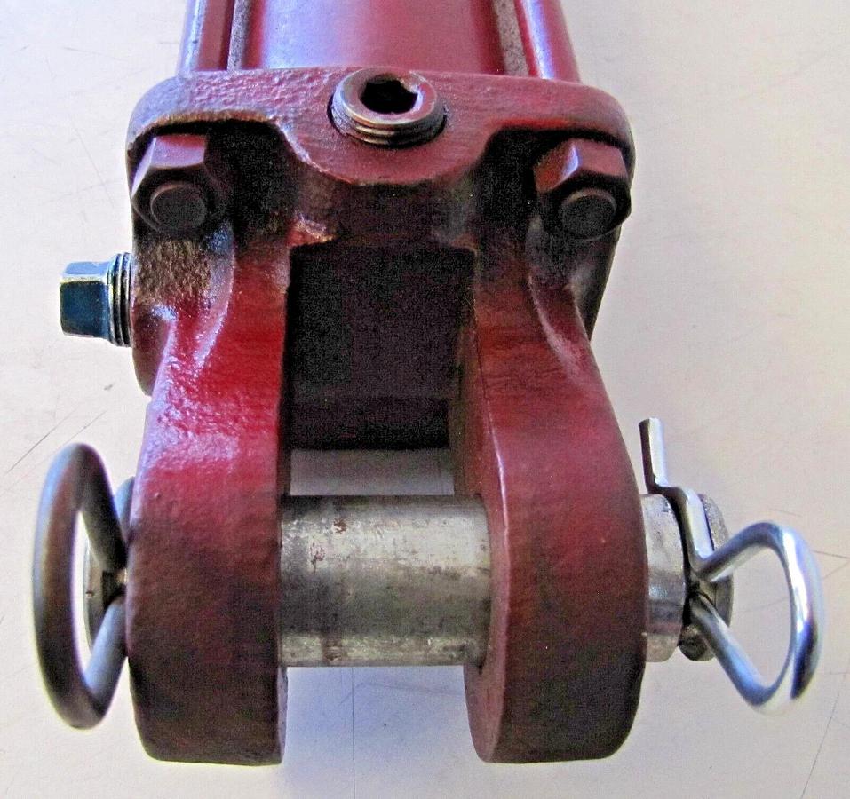 Used Hydroline Rockford 2.5” Bore x 24” Stroke Hydraulic Cylinder 2500 psi