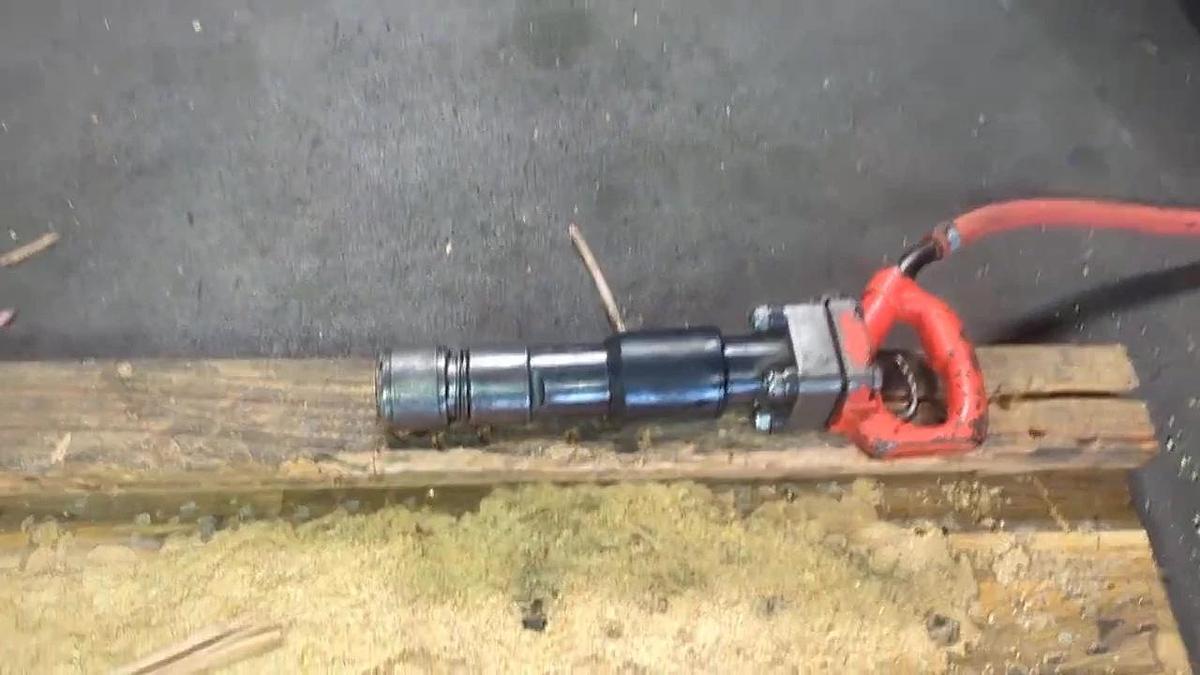 Used Industrial Pneumatic 25 lb Rivet Buster Air Hammer w/ Hose & In-Line Lubricator