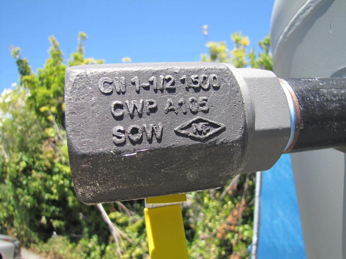 Used Samuel Vertical 200 Gallon Air Tank 200 PSI w/ Pressure Gauge Ball Valve Outlet