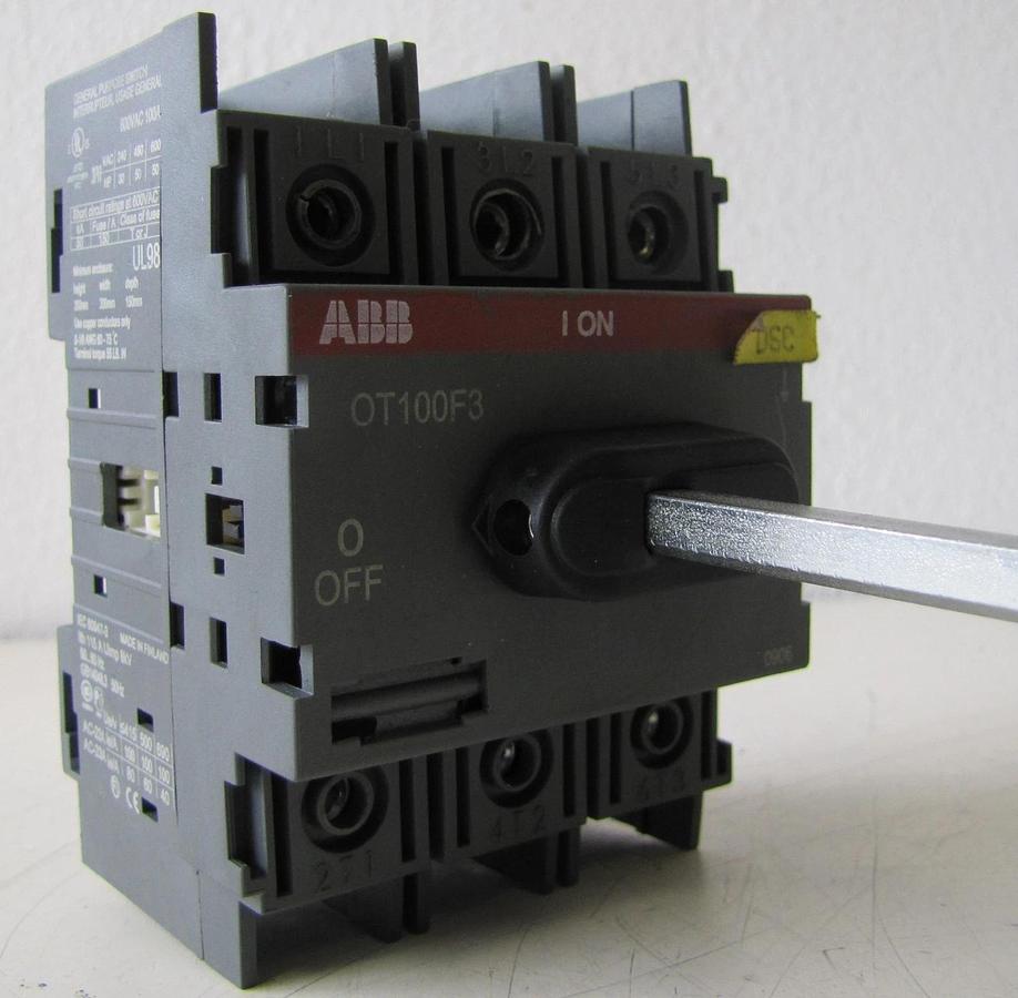Used ABB OT100F3 50A Disconnect Switch 690V 3 Pole 3PH 10HP 230V 25HP 460V w/ Handle
