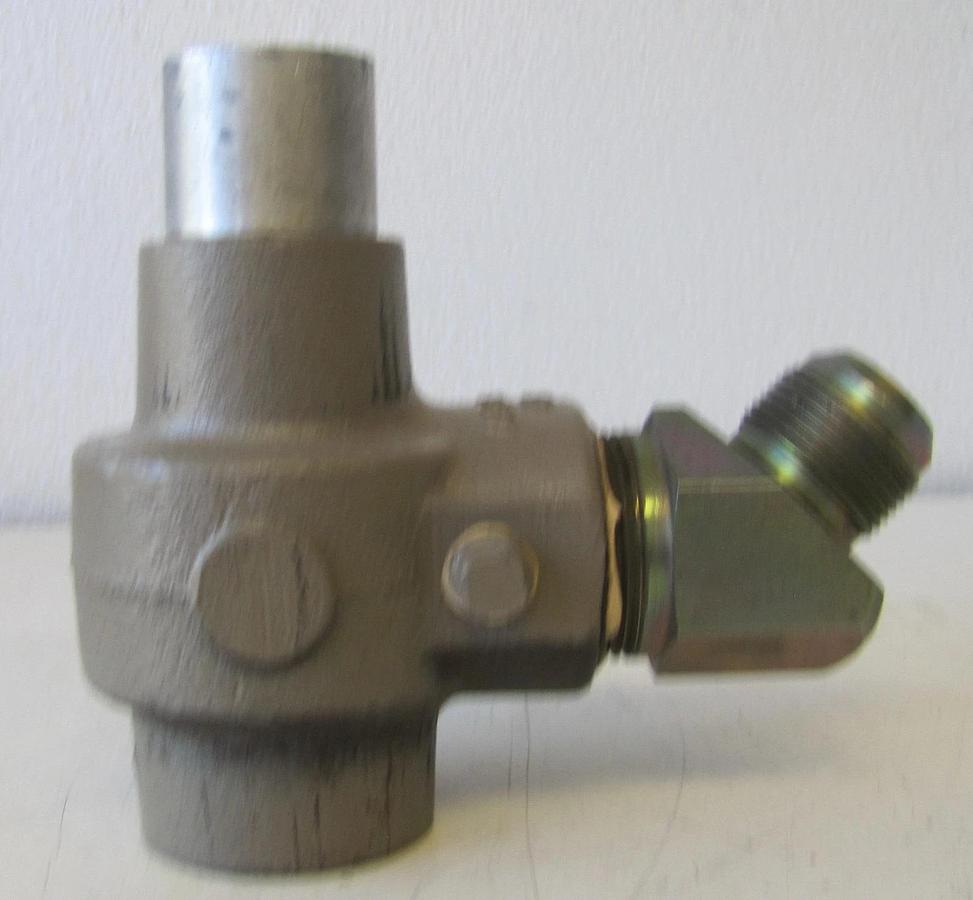 Used CompAir Leroi 15-1667 Minimum Pressure Valve for CL30CUB 30HP Air Compressor