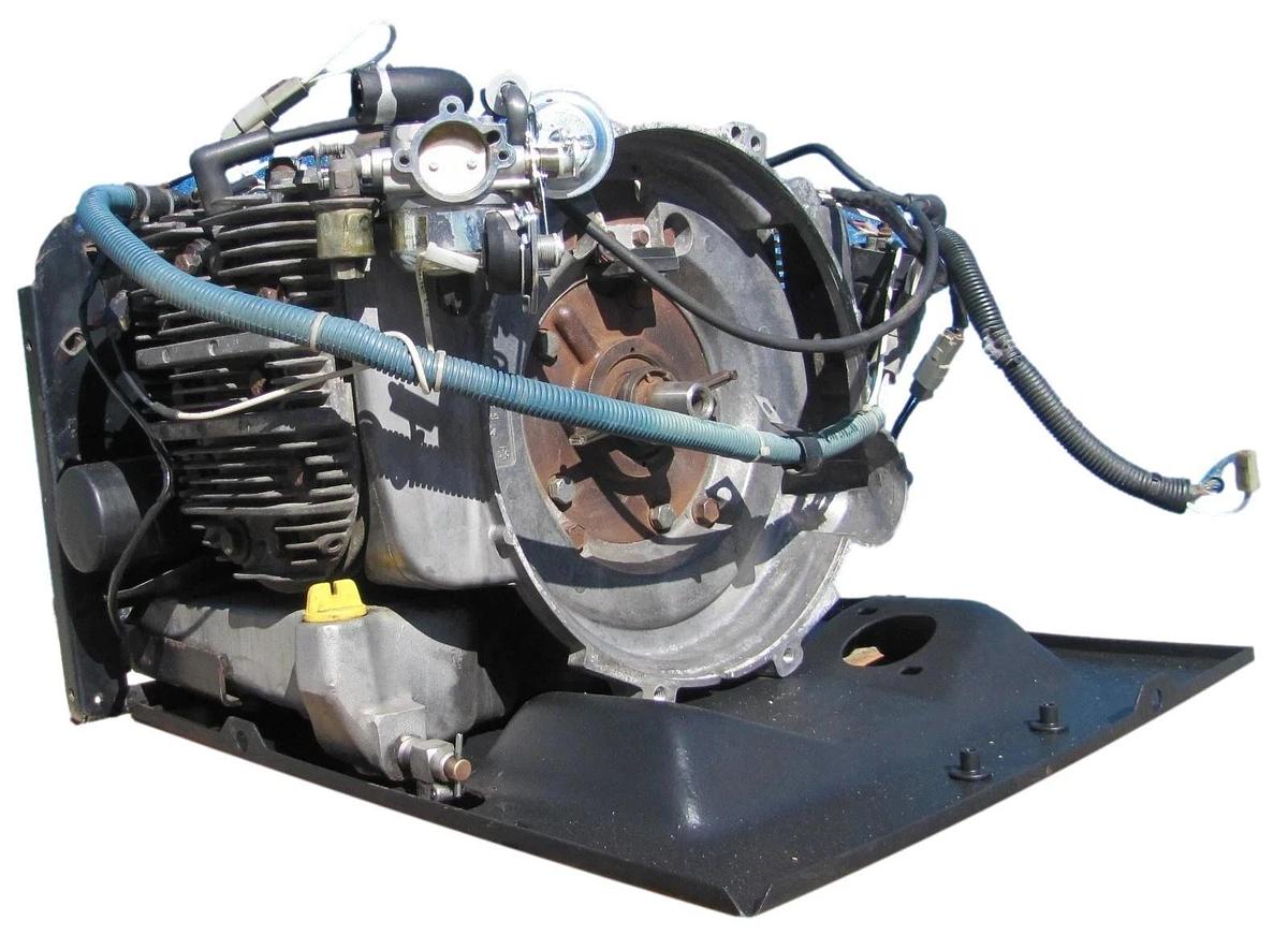 Used Onan Commercial Gasoline Engine 1800 RPM Off RV Generator 6.5NHDFB30502M W/ Carb