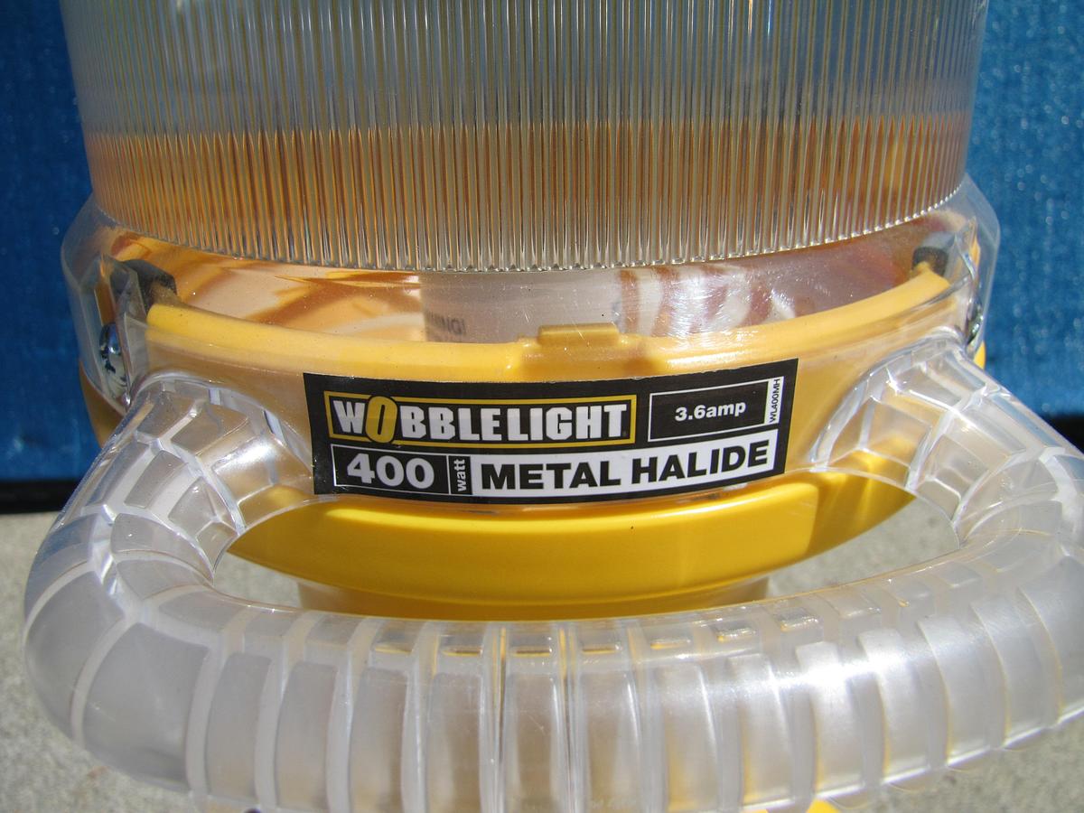 Used Southwire Wobblelight 400 Watt Metal Halide Work Light Worklight 120V