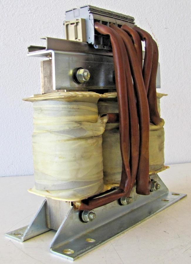 Used KEB 20.DR.B18-3341 Electrical Transformer DDUR3940 90A 500V 50Hz Class F