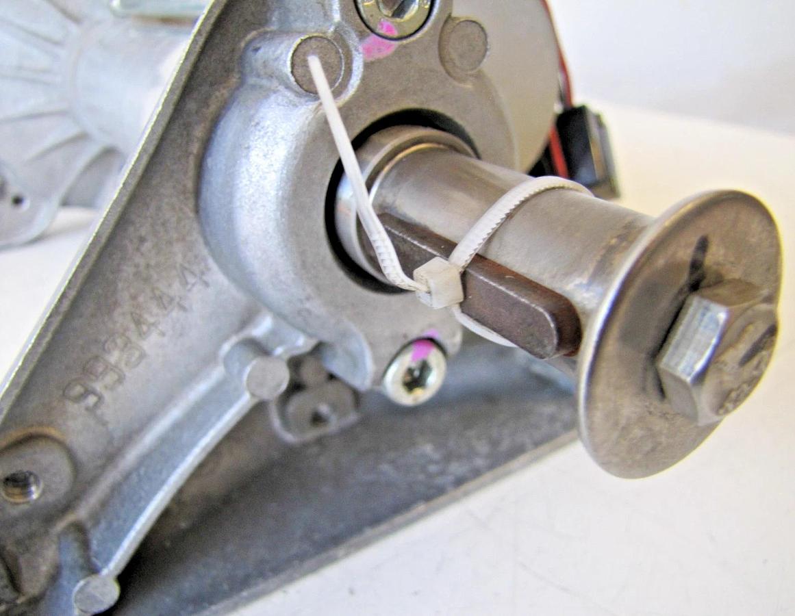 Used Nilfisk Advance 24V Drive Motor 9100000743 200W for Scrubber SC500 20R B