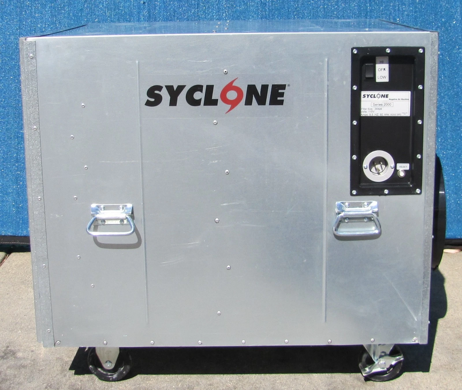 Used Syclone Negative Air Scrubber HEPA Filter 2000 CFM 115V 2 Speed Duct Port 29587