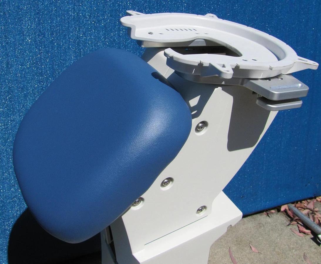 Used Artas Restoration Robotics Hair Transplant FUE Patient Chair ASY-45179 2022