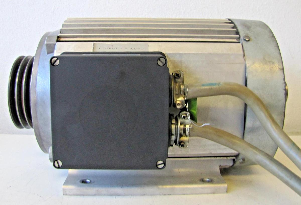 Used Kaeser SK-26 Air Compressor 20 HP Electric Motor Part # 7.2183.0 Rotary Screw