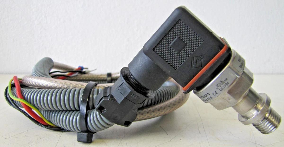 Used Gardner Denver Pressure Sensor ZS1050642 15 Bar K&D MBS1900 Pressure Transducer