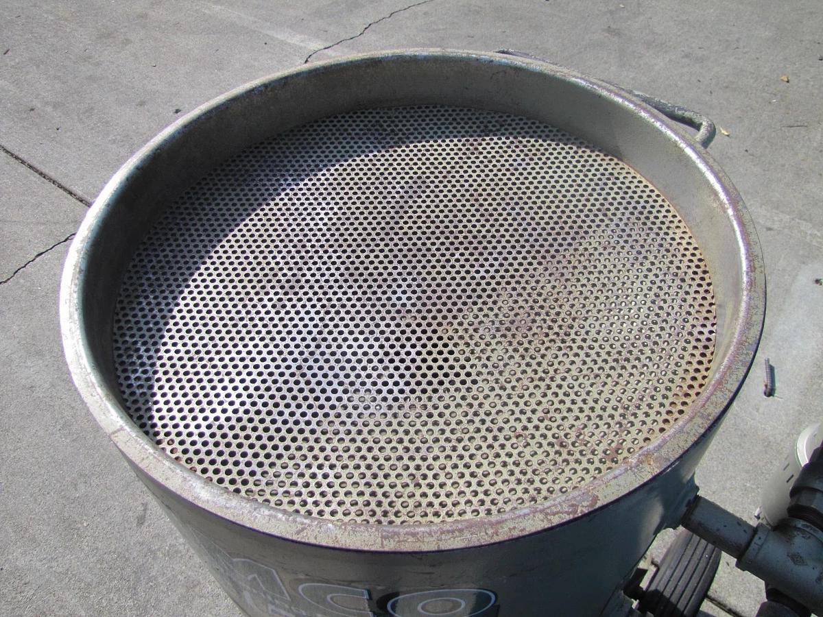 Used Clemco 2450 Classic 150 Portable Sand Blaster Blast Pot 6 CU FT 600 LBS