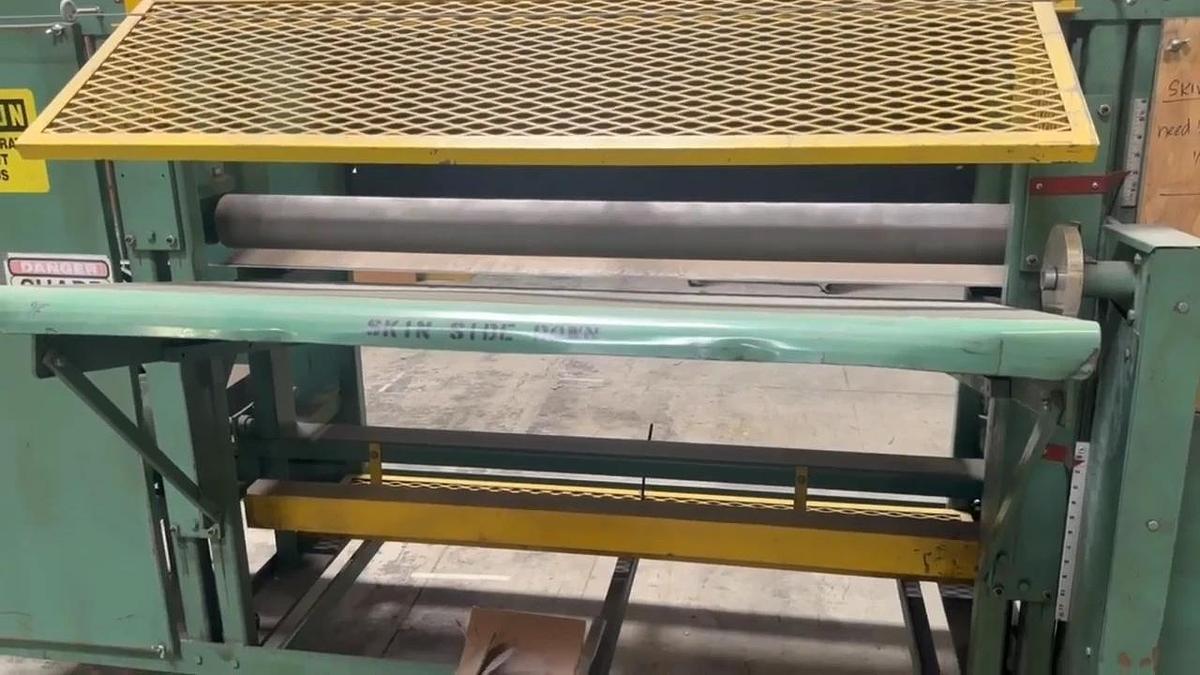 Used Pontotoc Model HRS52 Horizontal Roll Splitter/Skiver
