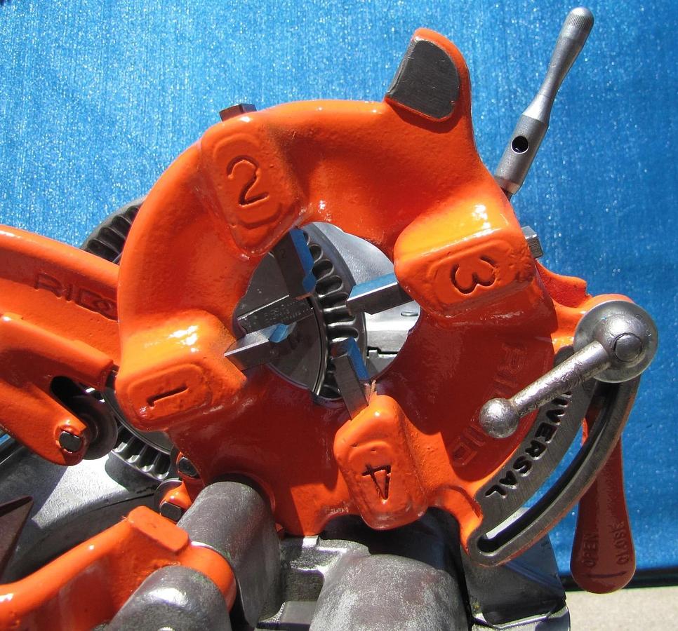 Used Ridgid 535 Pipe Threader 1/2" to 2" Pipe Threading Machine with Die Head