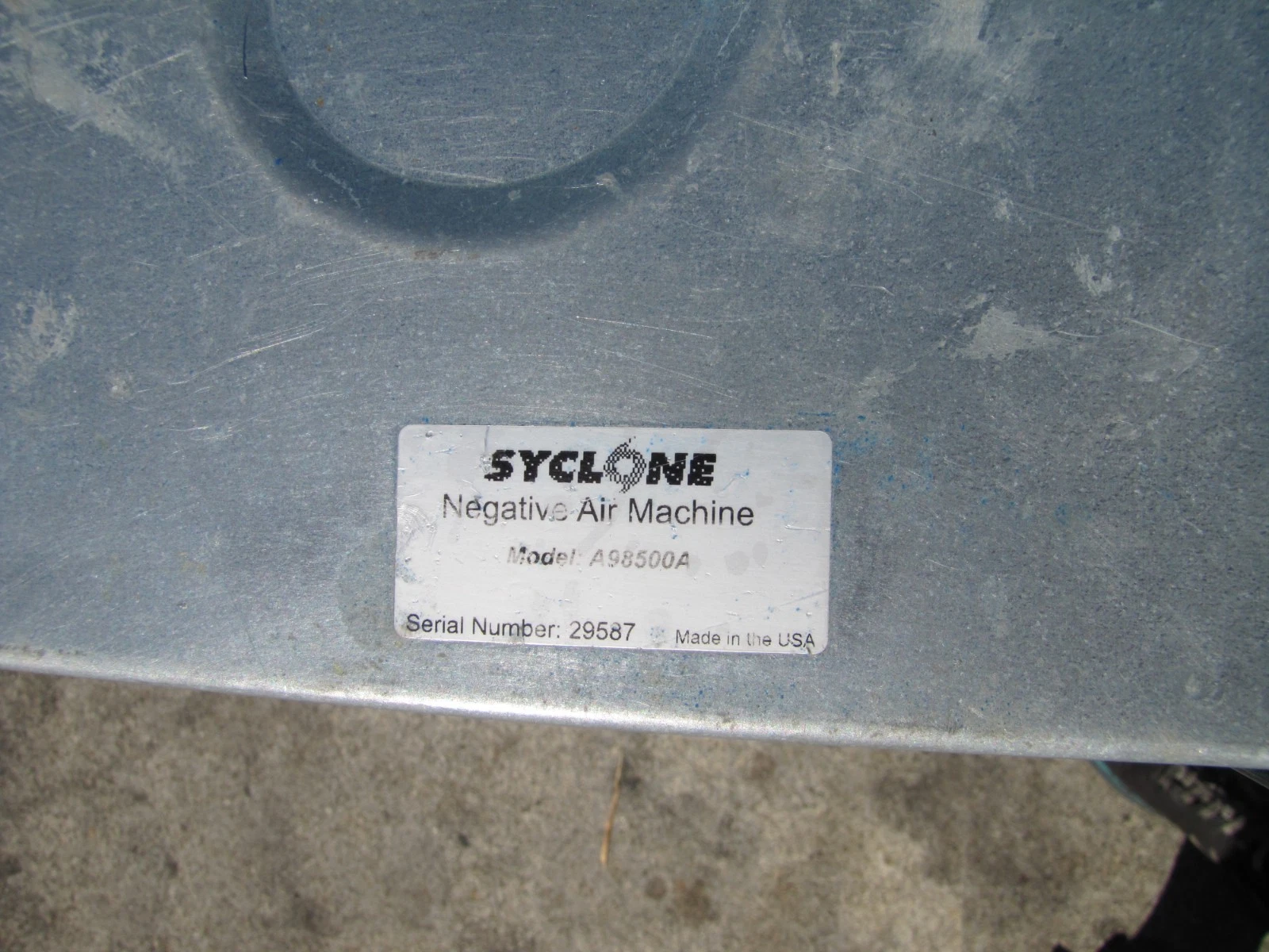 Used Syclone Negative Air Scrubber HEPA Filter 2000 CFM 115V 2 Speed Duct Port 29587