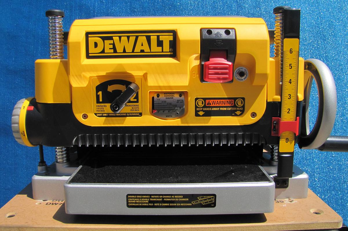 Used DEWALT DW735 13" Three Knife 2-Speed Thickness Planer With Workbench 120V