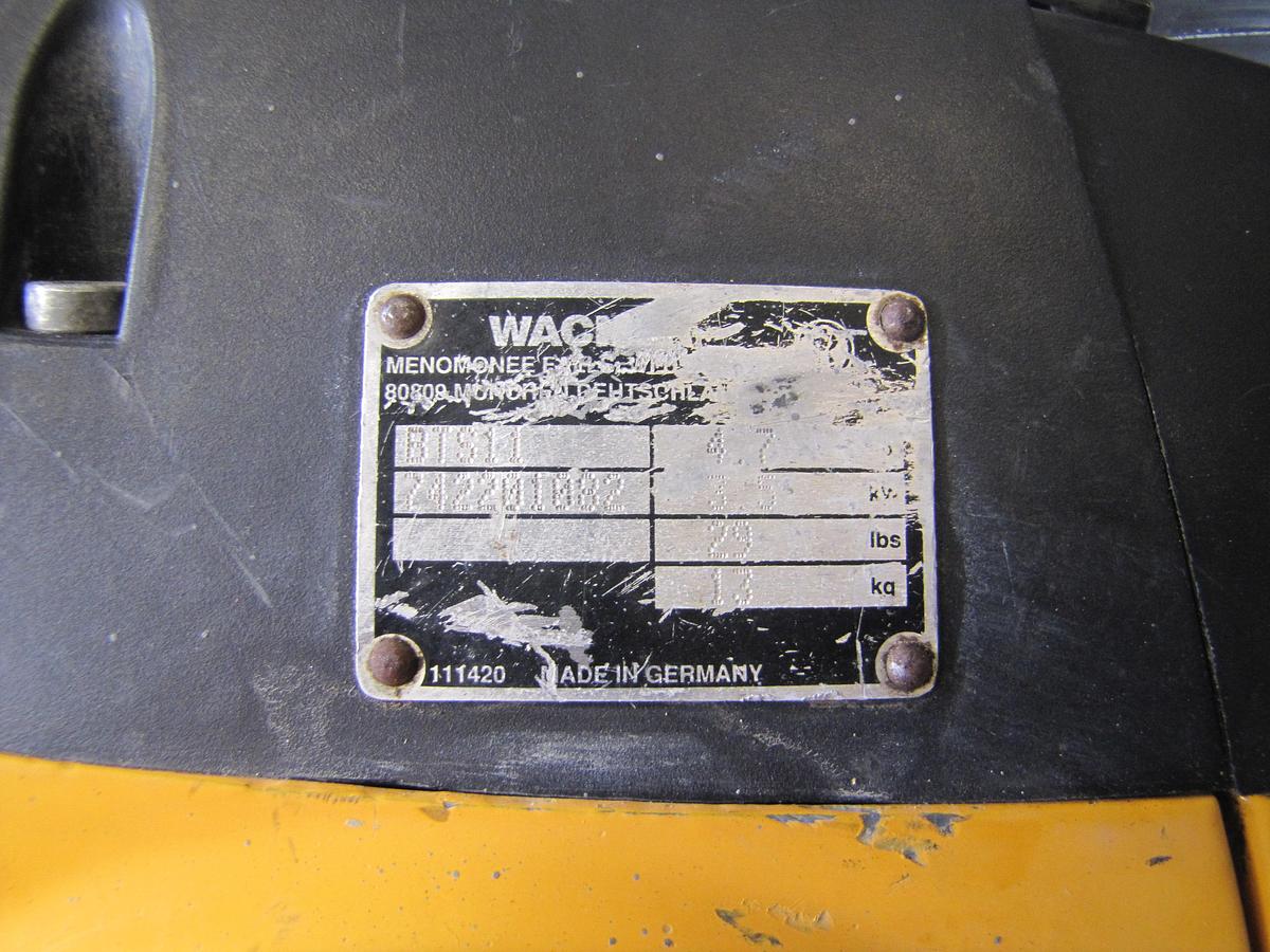 Used Wacker BTS11 Two Stroke Gas Powered 12" Cut Off Saw Concrete Pavement Saw