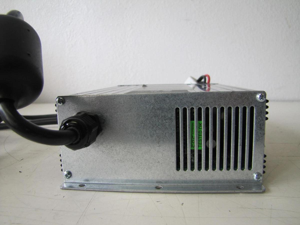 Used Nilfisk Advance 24V Battery Charger 9100000888 for Scrubber SC500 20R B