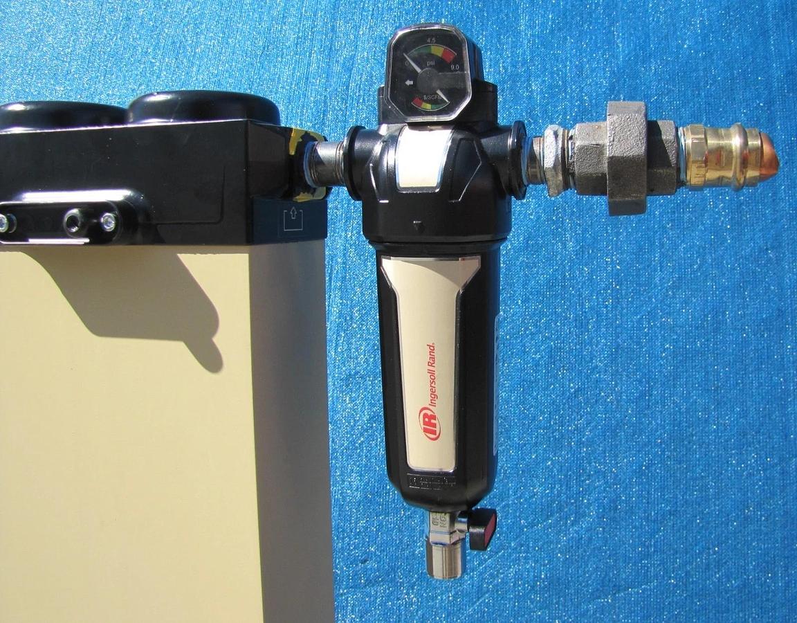 Used Ingersoll Rand D54IM Heatless Desiccant Compressed Air Dryer 115V 2.4 Gallon