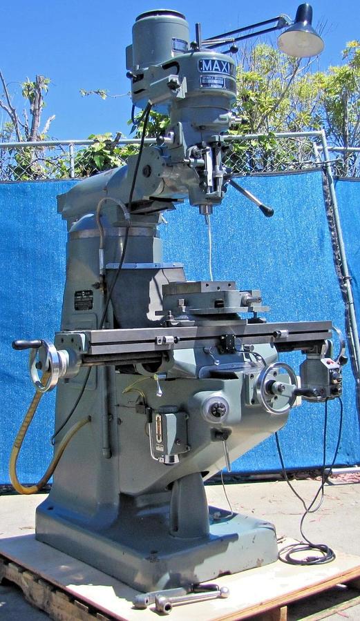 Used Maxmill 2HP Mill Drilling Milling Machine Power Table Auto Feed Coolant 6in Vise