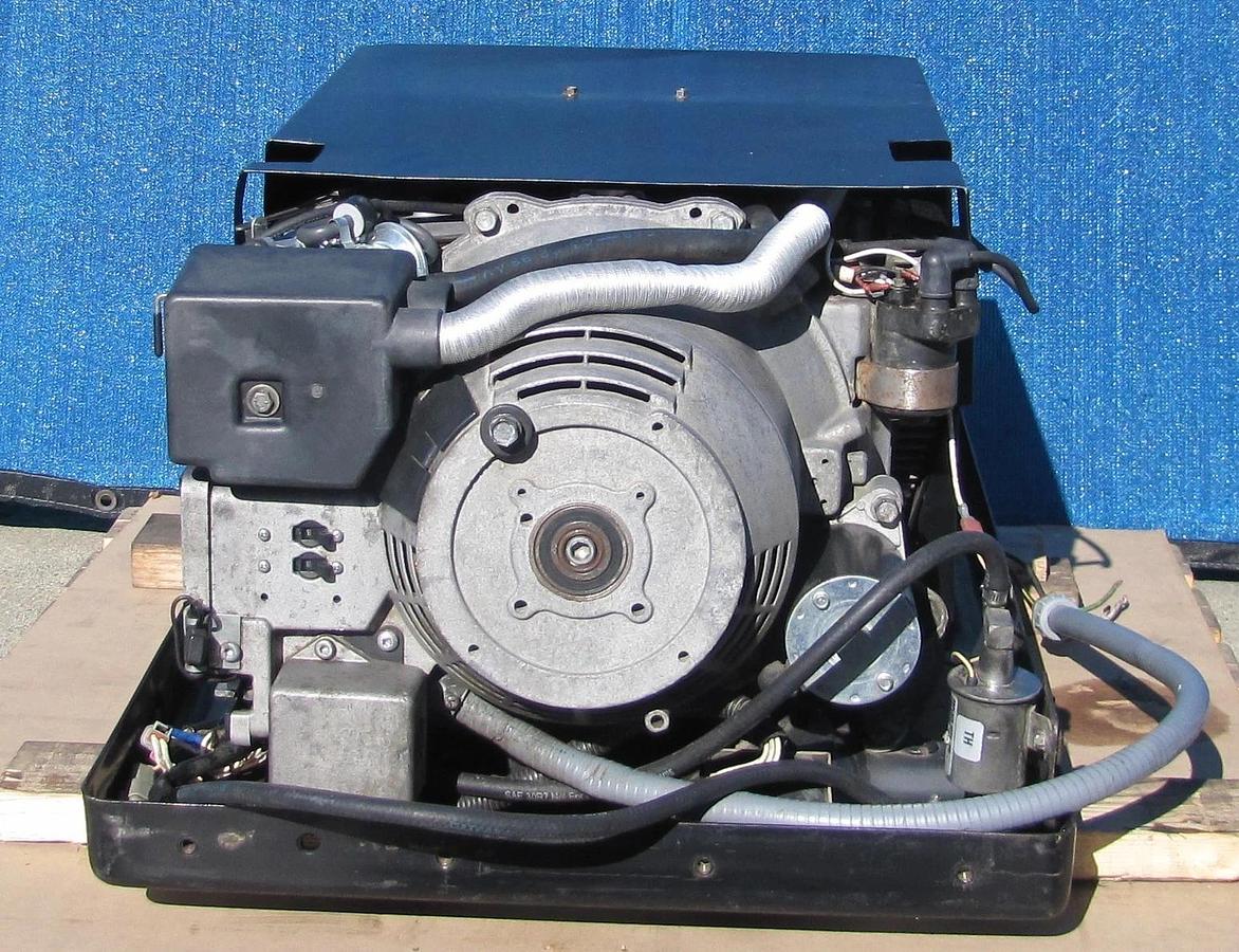 Used Cummins Onan Marquis 5500 Watt Gasoline RV Generator 120V Output