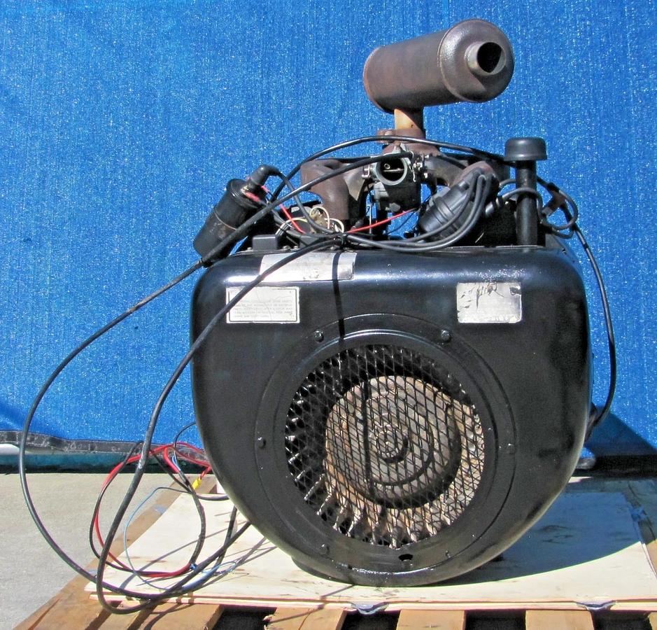 Used Wisconsin 35 HP W4-1770 Gasoline 4-Cylinder Engine Air Cooled With Controls