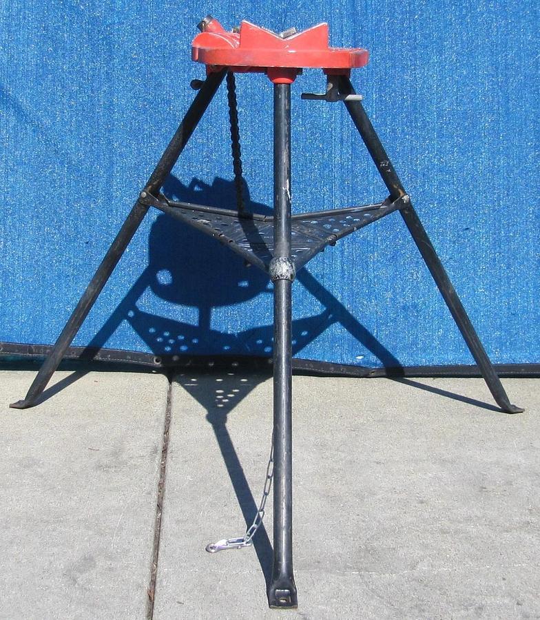 Used Ridgid 460 Portable Tristand 1/8" to 6" Pipe Chain Vise and Bender
