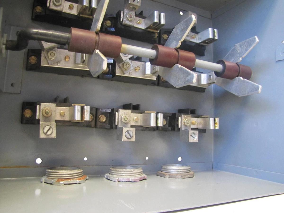 Used Square D 92333 100A Safety Disconnect Switch 100 Amp