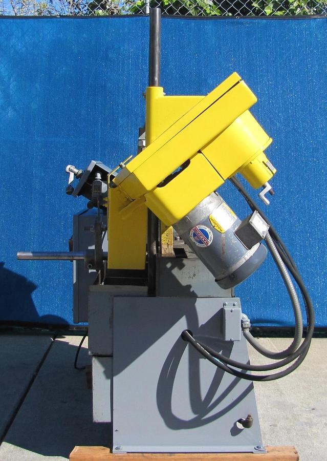 Used W. F. Wells and Sons Horizontal Band Saw Bandsaw with Coolant Pump & New Blade