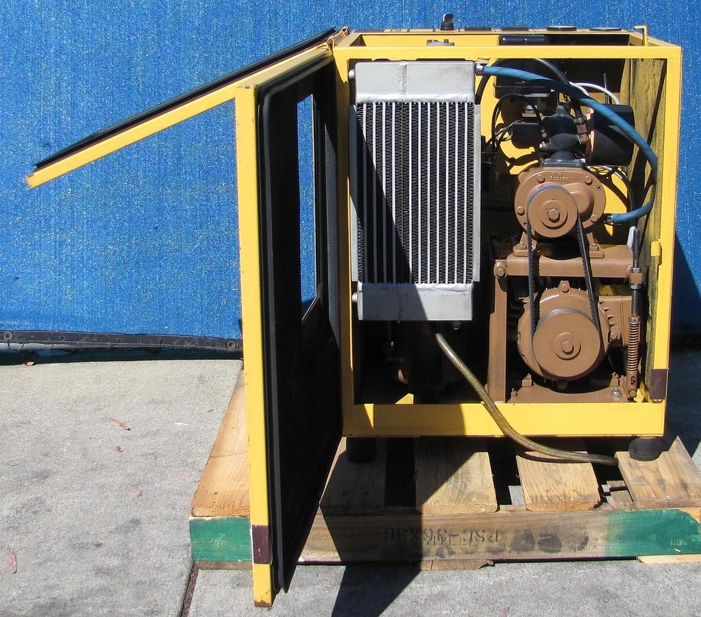 Used Kaeser SM8 7.5 HP Rotary Screw Air Compressor 30 CFM 460V 3PH Only 32,136 Hours