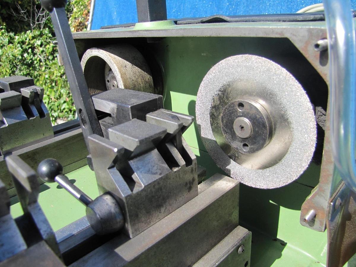 Used DME Pin Tool Grinder and Cutter Cut Off Machine With Coolant Pump 230V 3 Phase