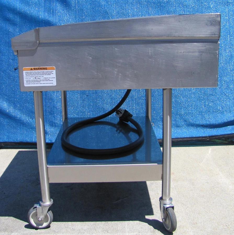 Used AccuTemp 36" Accu-Steam Electric Steaming Griddle EGF2083A3650 14.2KW 208V 3Ph