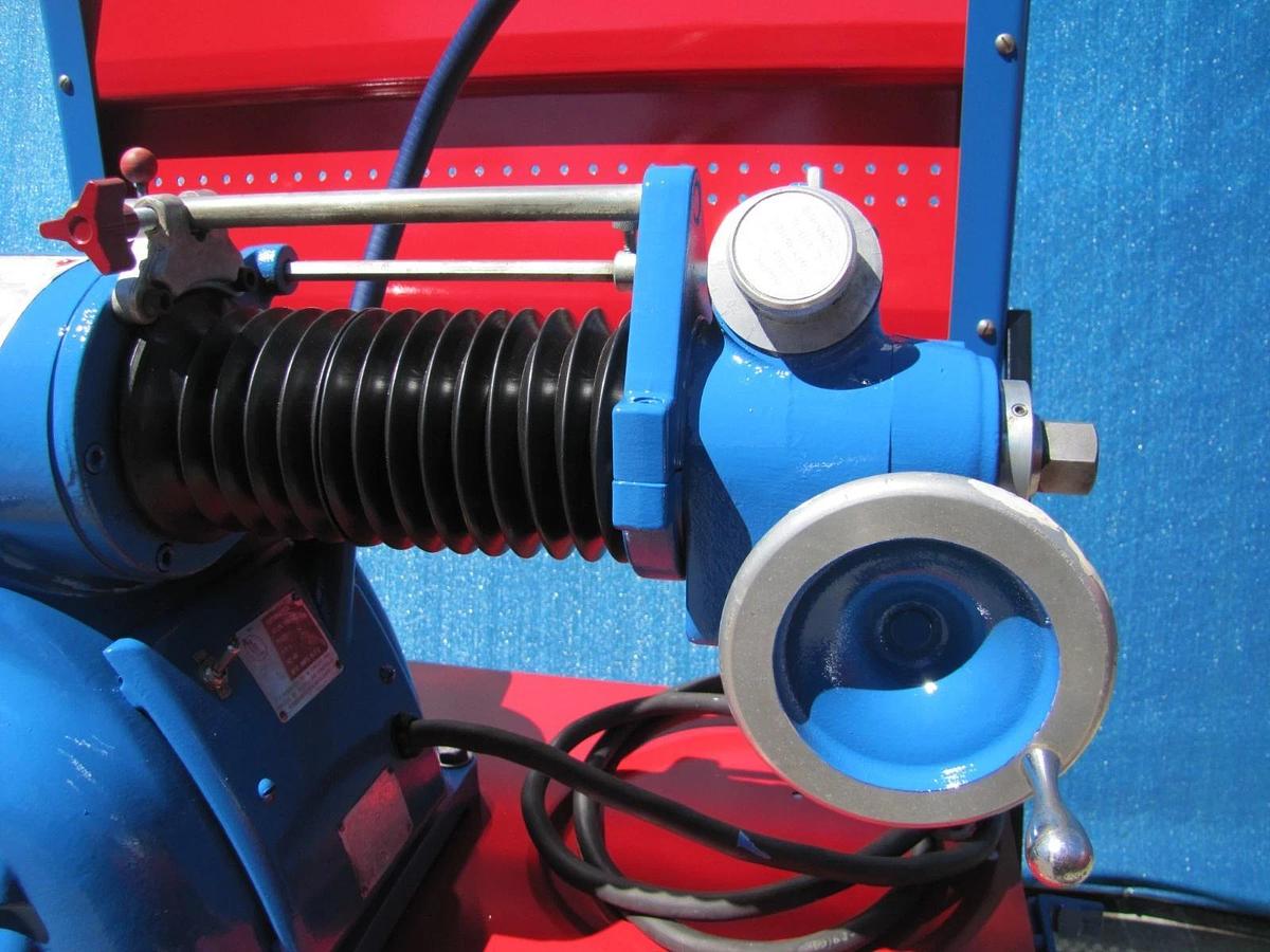 Used Ammco 4000 Combination Disc & Drum Brake Lathe Bench and Attachments 120V