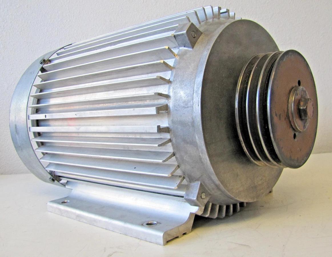 Used Kaeser SK-26 Air Compressor 20 HP Electric Motor Part # 7.2183.0 Rotary Screw