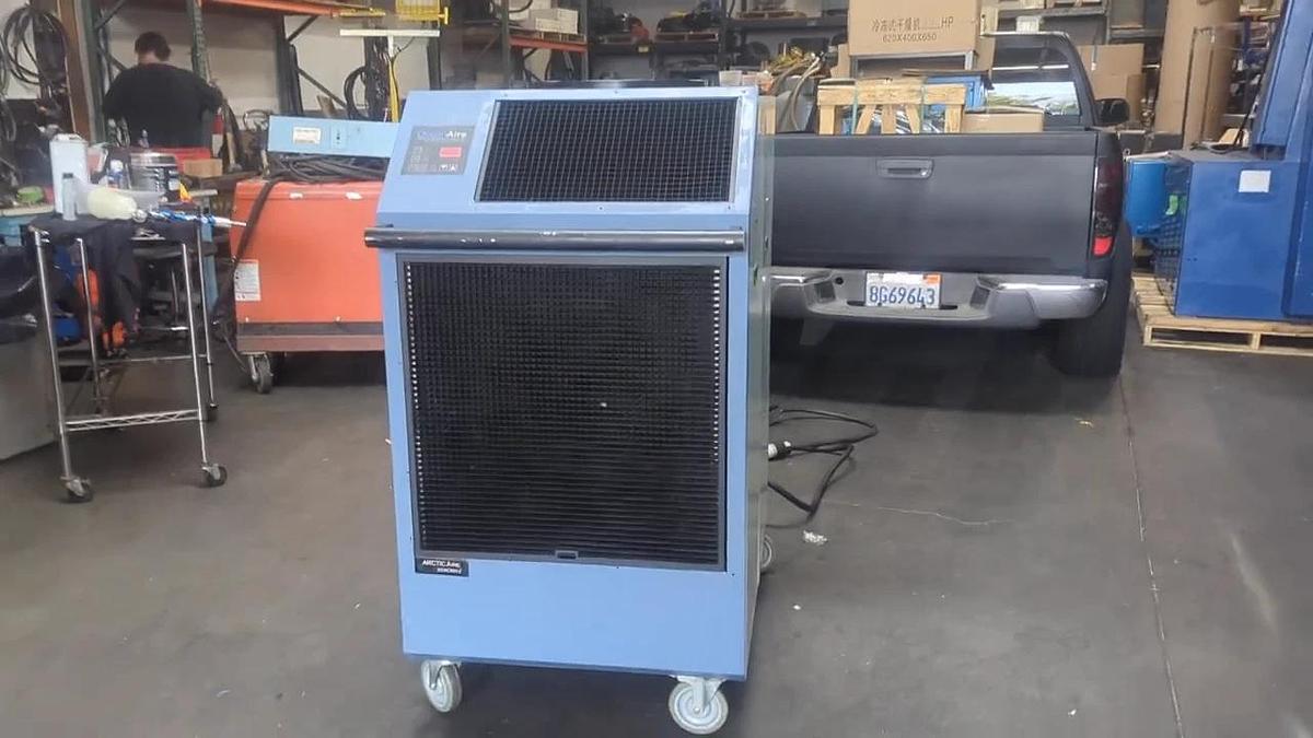 Used OceanAire 2OAC6012 Portable Air Conditioner 60,000 BTU/H 230V 1 Phase 16in Duct