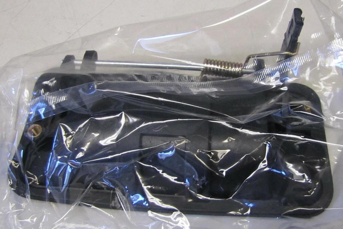 Used Kool Vue Exterior Door Handle HUGM3521AIR for 1997 Chevy 3500 Truck