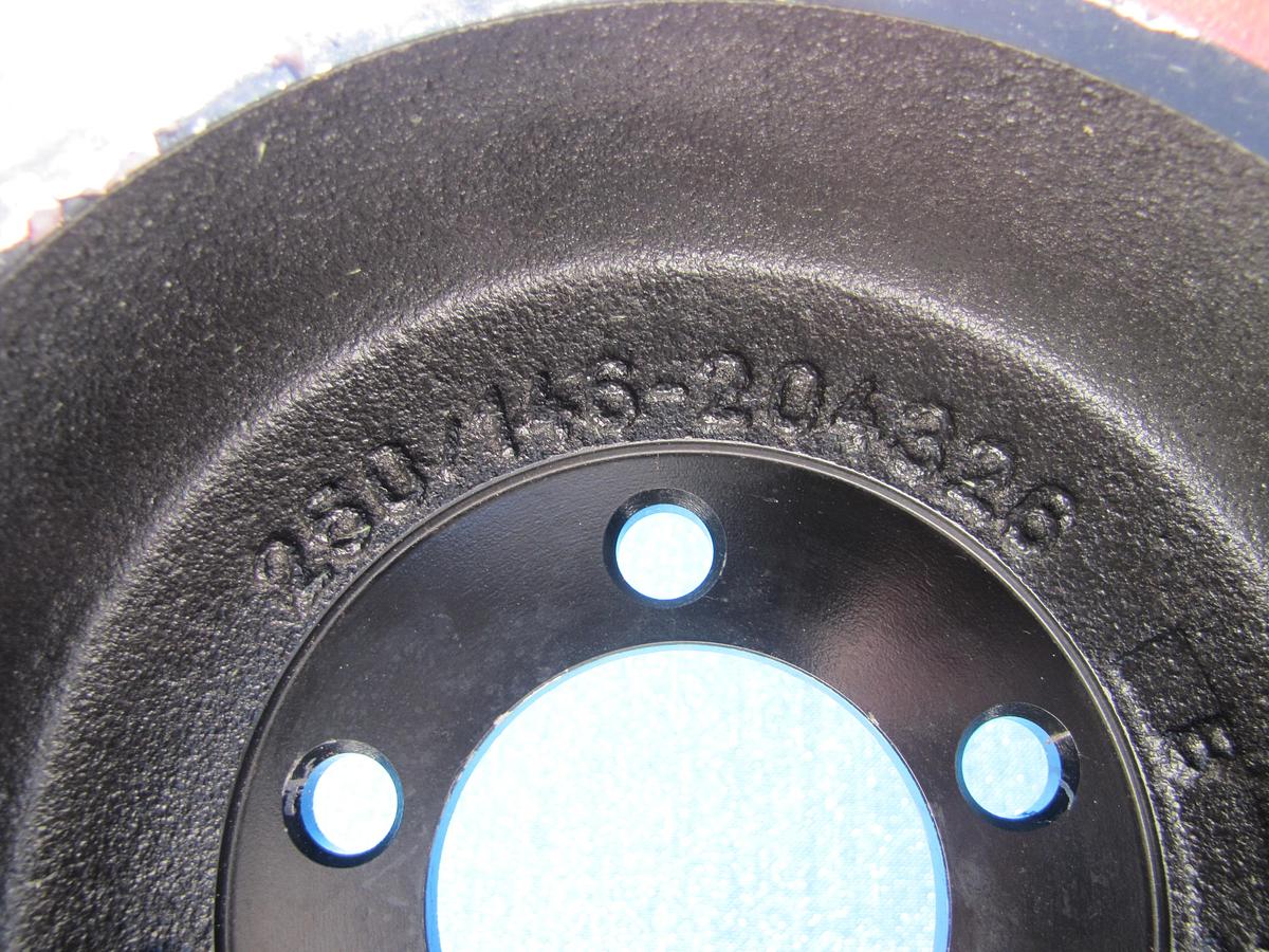 Nilfisk Advance 6509157 Drive Wheel 250/146-204326 310x140-5 Lug CS7000 CS7010