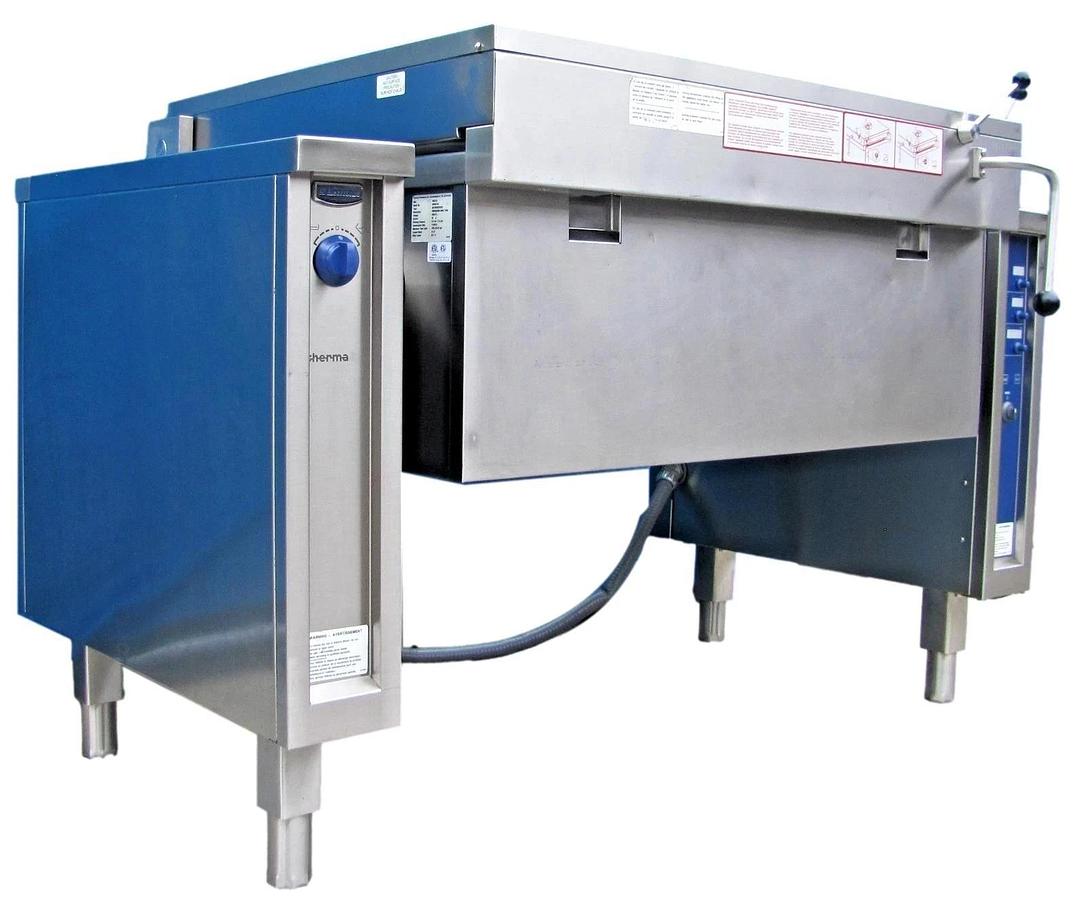 Used Electrolux 40 Gallon Pressure Bratt Tilt Braising Pan 9CHG583310 480V 3 Phase #1