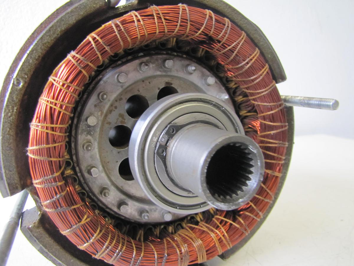Used CM Electric Motor Assembly Rotor & Stator 367050 for RRT 3 Ton Chain Hoist