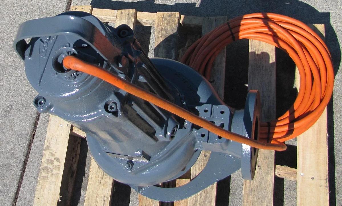 Used Flygt 5 HP Submersible Trash Water Sump Pump 200V 3PH 4" Outlet 48' Cable