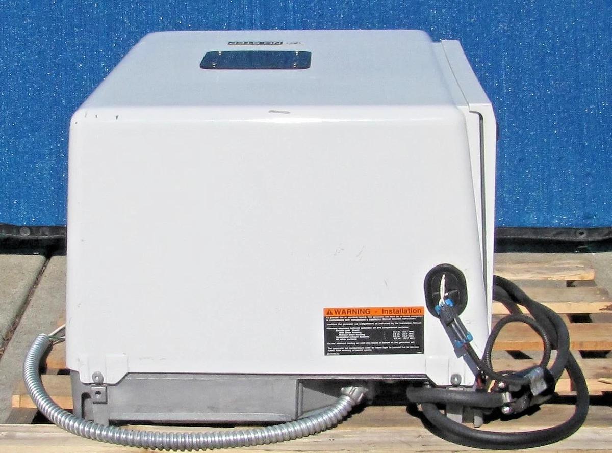 Used Cummins Onan Commercial QG EFI 7000 Watt Gasoline RV Generator 120V Output