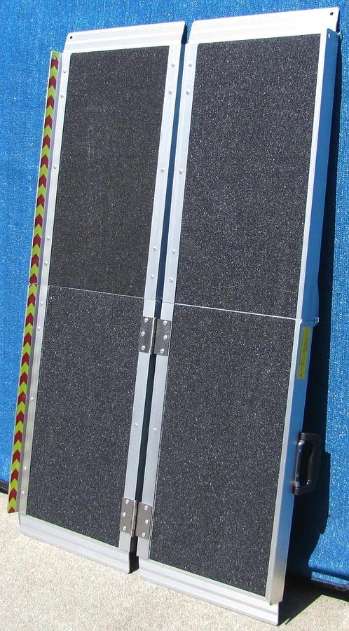 Used Aluminum Multi-Fold Loading Ramp 600 lb 4 ft x 28.5 in Wide Portable Folding