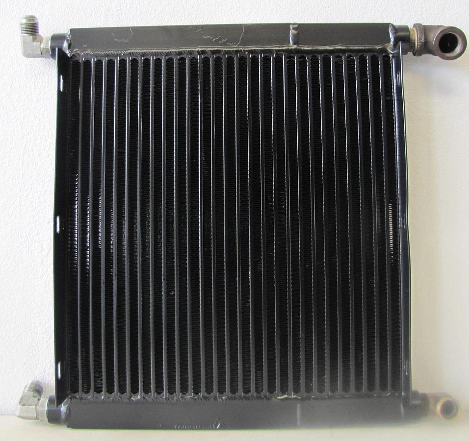 Used CompAir Hydrovane K5702704 Oil Air Cooler for Air Compressor