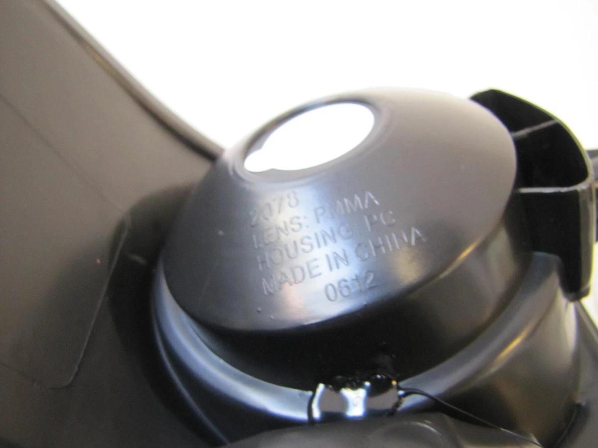 Used 2006-2010 Ford Explorer Tail Light Assembly Quarter Mounted Left